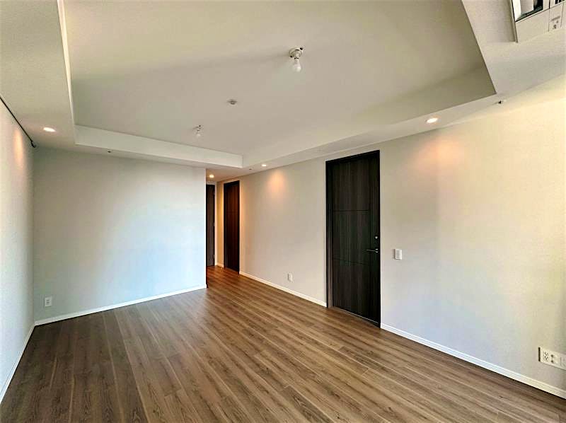 property_interior2_filename