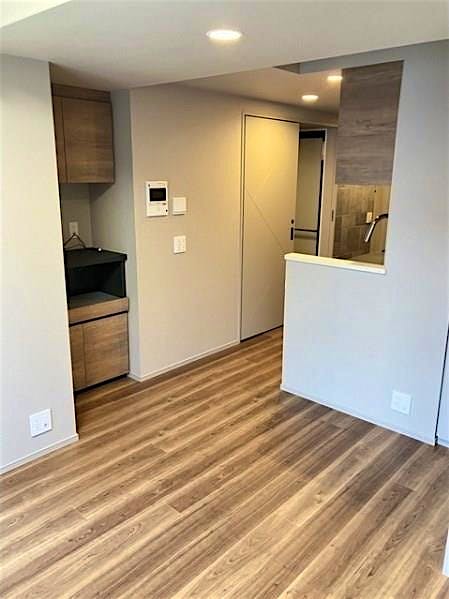 property_interior2_filename