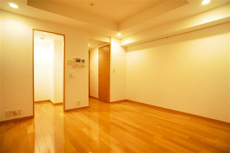 property_interior2_filename