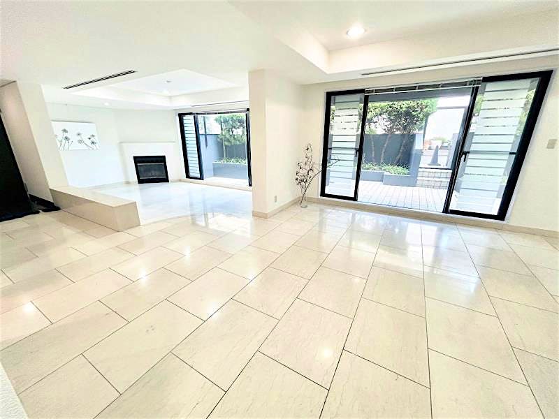 property_interior1_filename