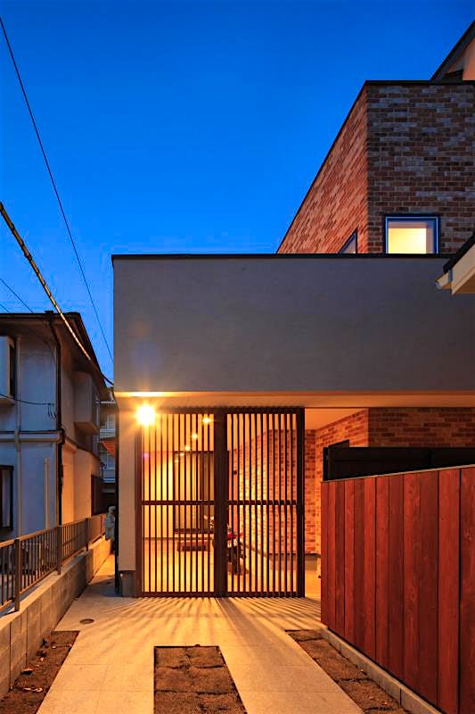 building_exterior_filename