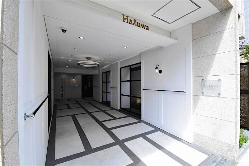 building_exterior2_filename