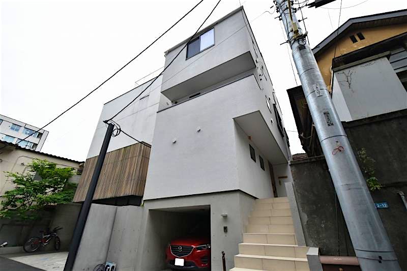 building_exterior_filename
