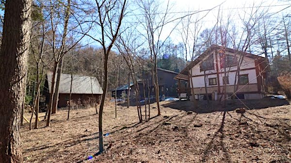 敷地北側から撮影