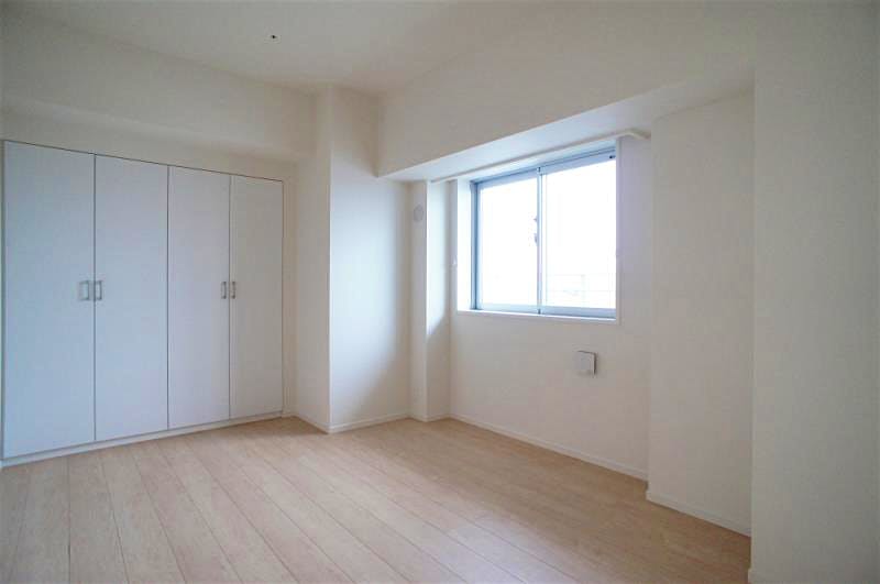 property_interior2_filename