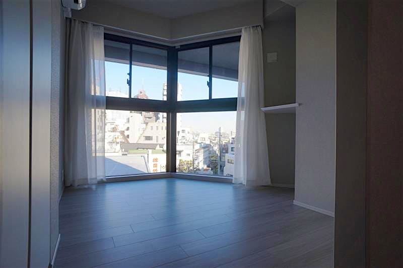 property_interior2_filename