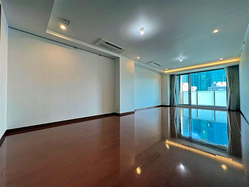 property_interior1_filename