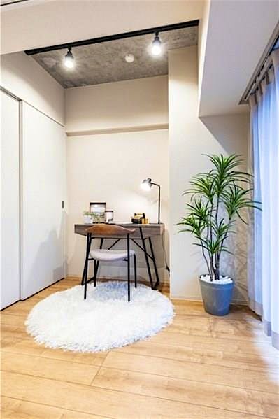 property_interior2_filename