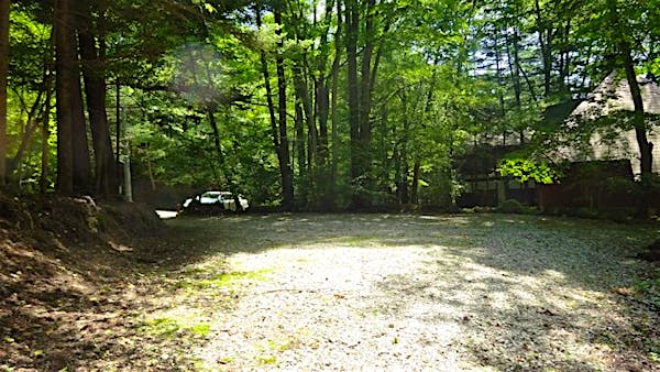 敷地北側から南側の様子