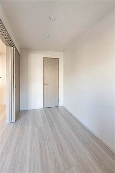 property_interior2_filename