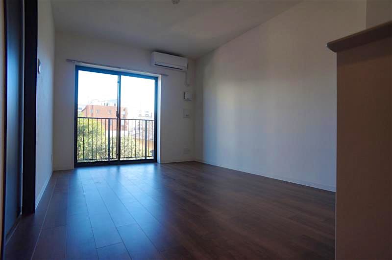 property_interior2_filename