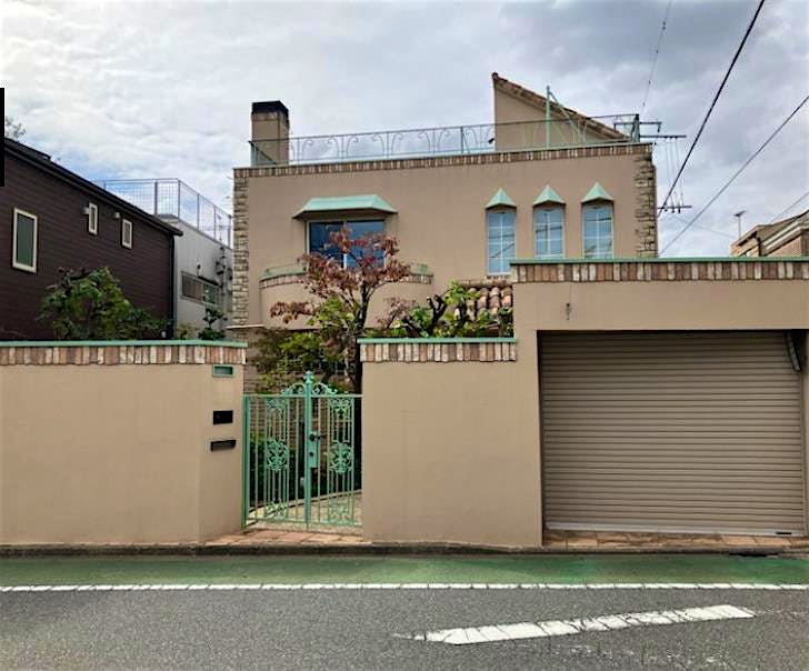 building_exterior_filename