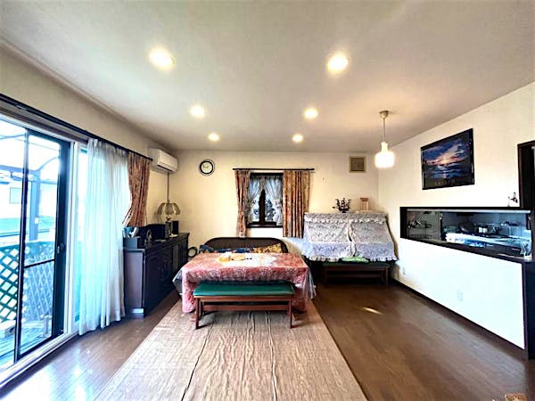 ﾘﾋﾞﾝｸﾞﾀﾞｲﾆﾝｸﾞ