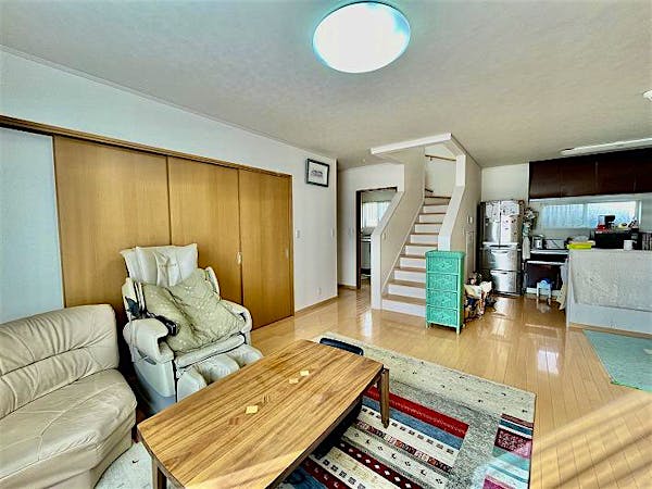 ﾘﾋﾞﾝｸﾞﾀﾞｲﾆﾝｸﾞｷｯﾁﾝ