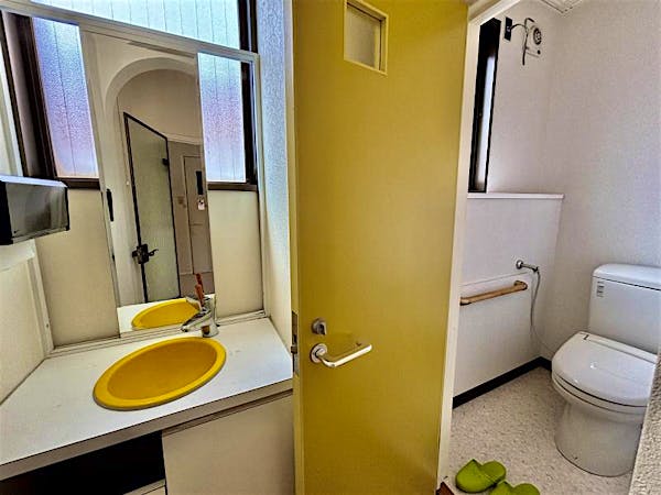 1階トイレ・手洗い場