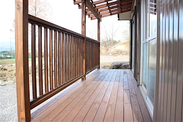 ウッドデッキ