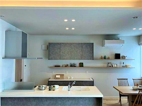 ﾘﾋﾞﾝｸﾞﾀﾞｲﾆﾝｸﾞｷｯﾁﾝ