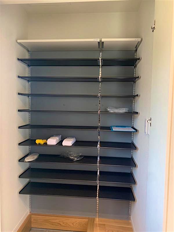 シューズボックス