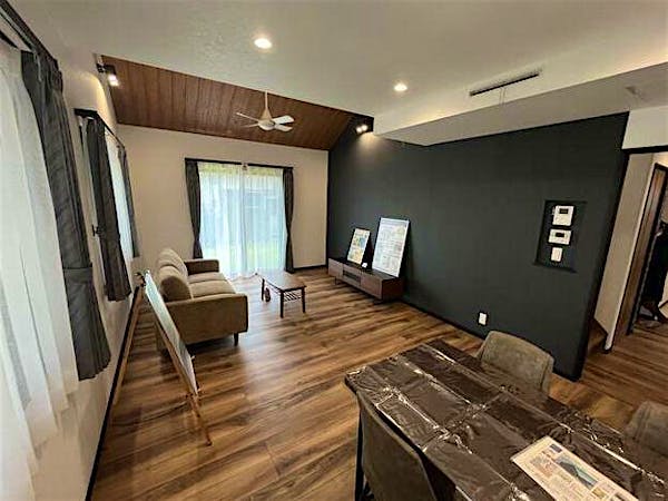 ﾘﾋﾞﾝｸﾞﾀﾞｲﾆﾝｸﾞｷｯﾁﾝ