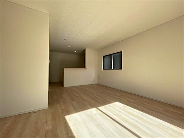 ﾘﾋﾞﾝｸﾞﾀﾞｲﾆﾝｸﾞｷｯﾁﾝ