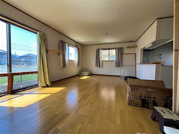 ﾘﾋﾞﾝｸﾞﾀﾞｲﾆﾝｸﾞｷｯﾁﾝ