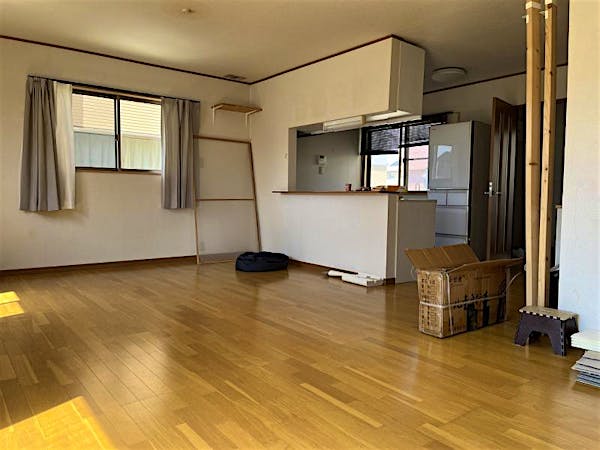 ﾘﾋﾞﾝｸﾞﾀﾞｲﾆﾝｸﾞｷｯﾁﾝ