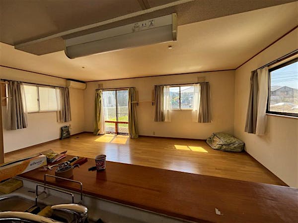 ﾘﾋﾞﾝｸﾞﾀﾞｲﾆﾝｸﾞｷｯﾁﾝ