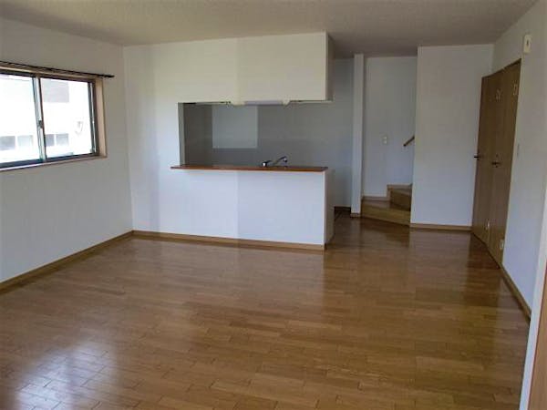 ﾘﾋﾞﾝｸﾞﾀﾞｲﾆﾝｸﾞｷｯﾁﾝ