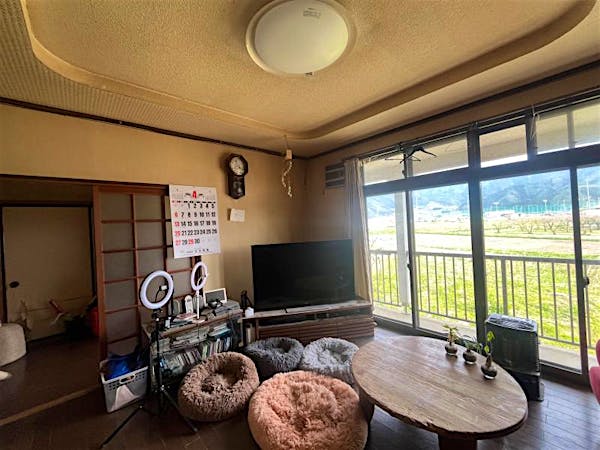 ﾘﾋﾞﾝｸﾞﾀﾞｲﾆﾝｸﾞｷｯﾁﾝ