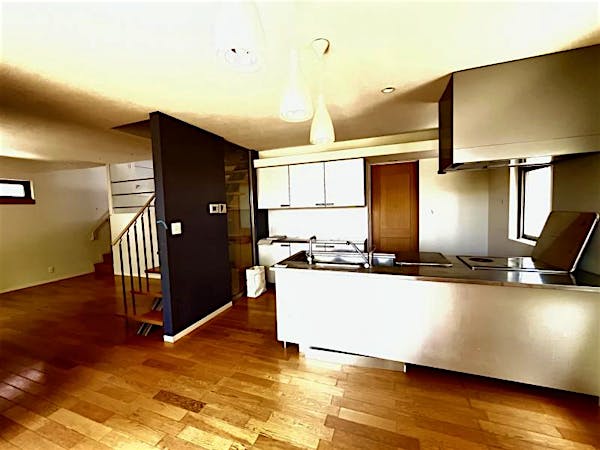 ﾘﾋﾞﾝｸﾞﾀﾞｲﾆﾝｸﾞｷｯﾁﾝ