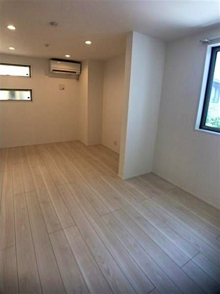 property_interior1_filename