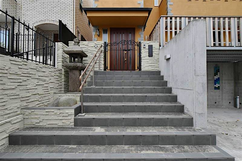 building_exterior2_filename