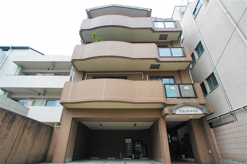 building_exterior_filename