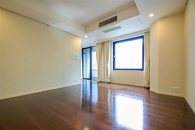 property_interior2_filename