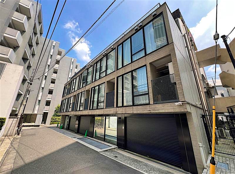 building_exterior_filename