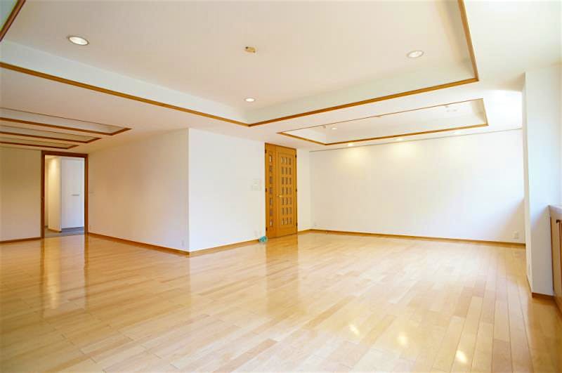 property_interior2_filename