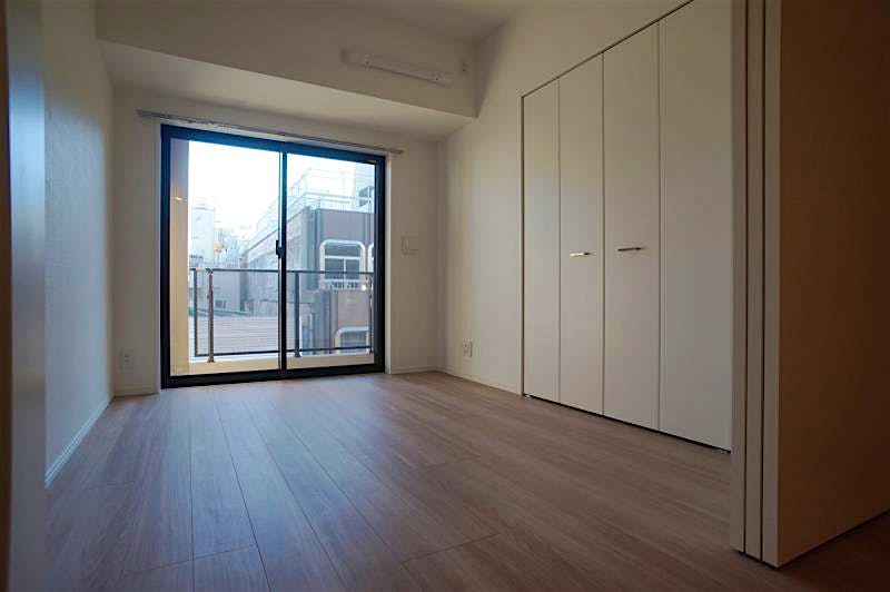 property_interior2_filename