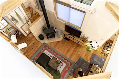 Y様のセンスで彩られる空間。お気に入りのものに囲まれて暮らす楽しさを感じる。