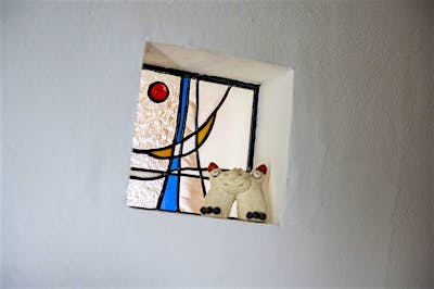 ひと手間工房でデザインしたステンドグラス。我が家のオリジナル作品。