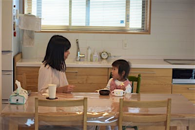 ダイニングセットもキッチンと同じ「木のすず」でオーダーした。