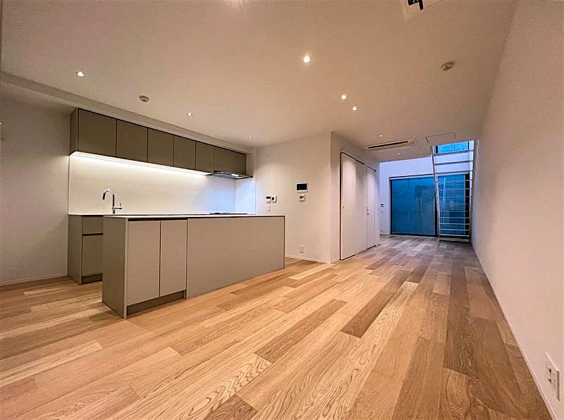 property_interior1_filename