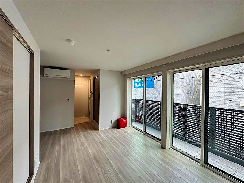 property_interior1_filename