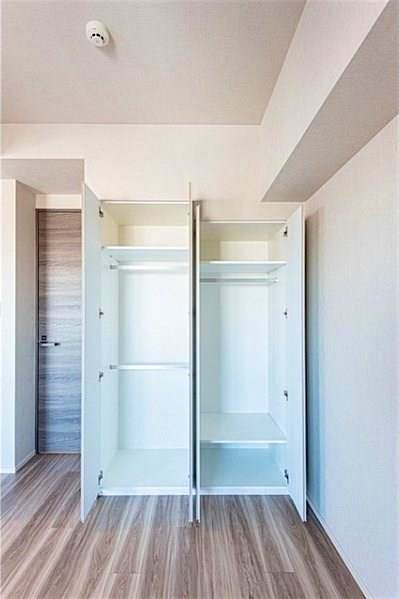 property_interior2_filename