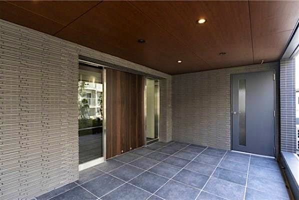 building_exterior2_filename