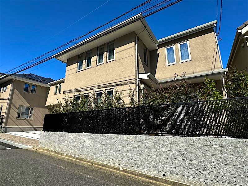 building_exterior2_filename