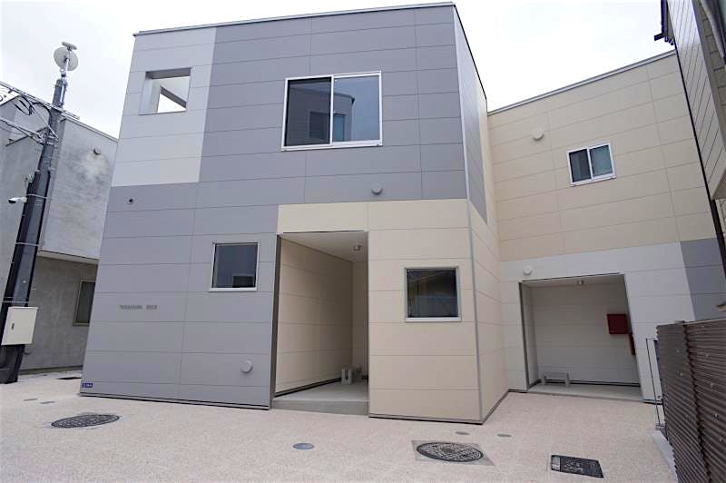 building_exterior_filename