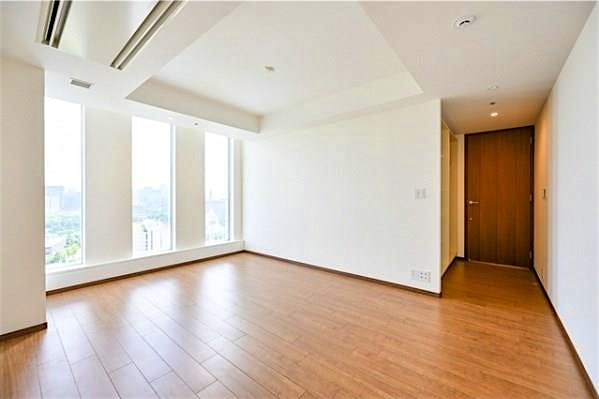 property_interior2_filename