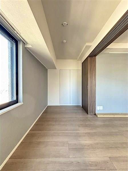 property_interior2_filename