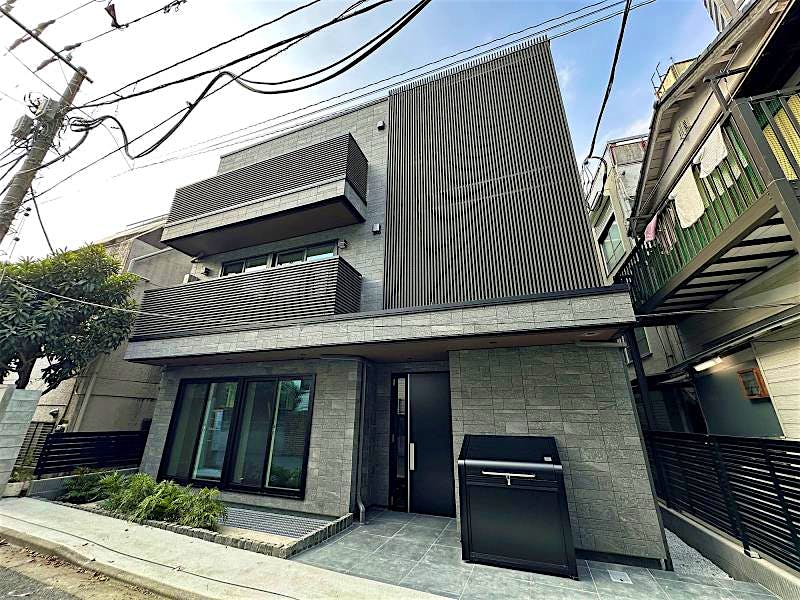 building_exterior_filename