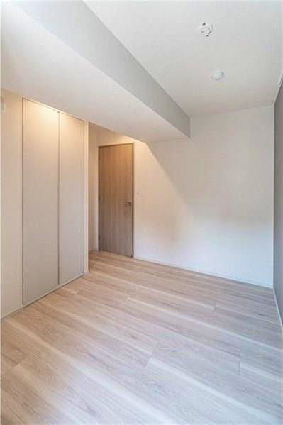 property_interior2_filename